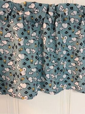 Snoopy & Woodstock Printed Blue Valance